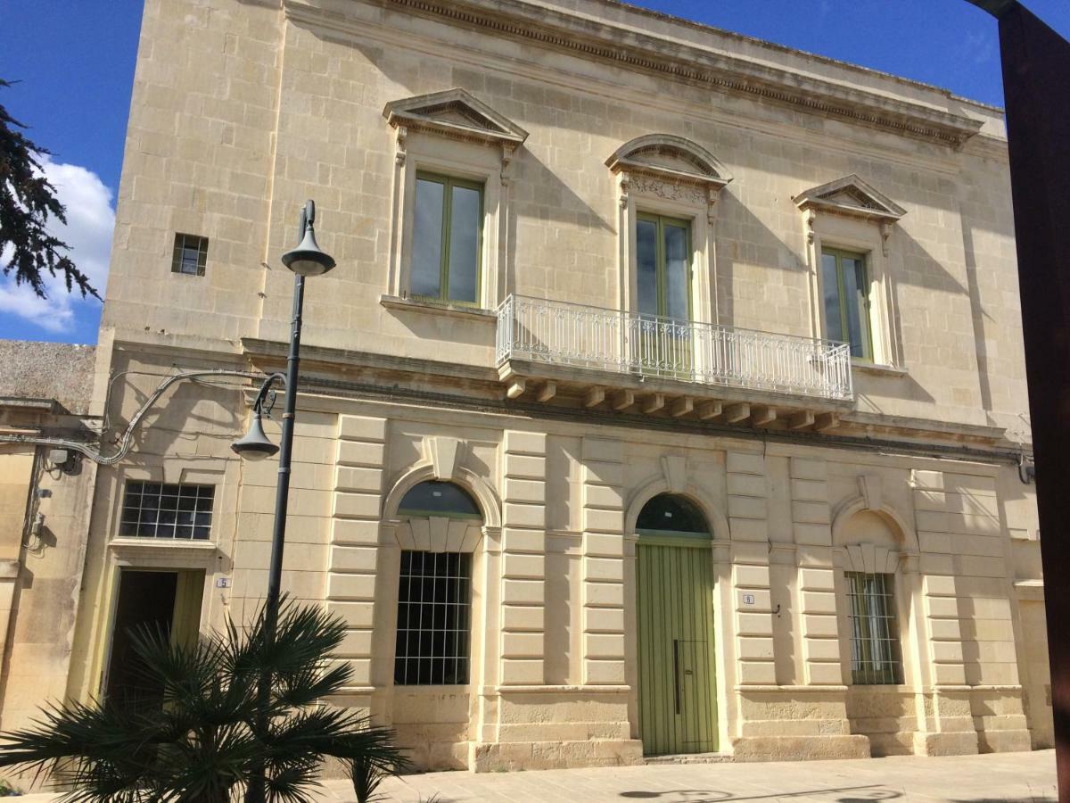 Palazzo Mandurino Luxury Relais Bed & Breakfast Zollino Dış mekan fotoğraf